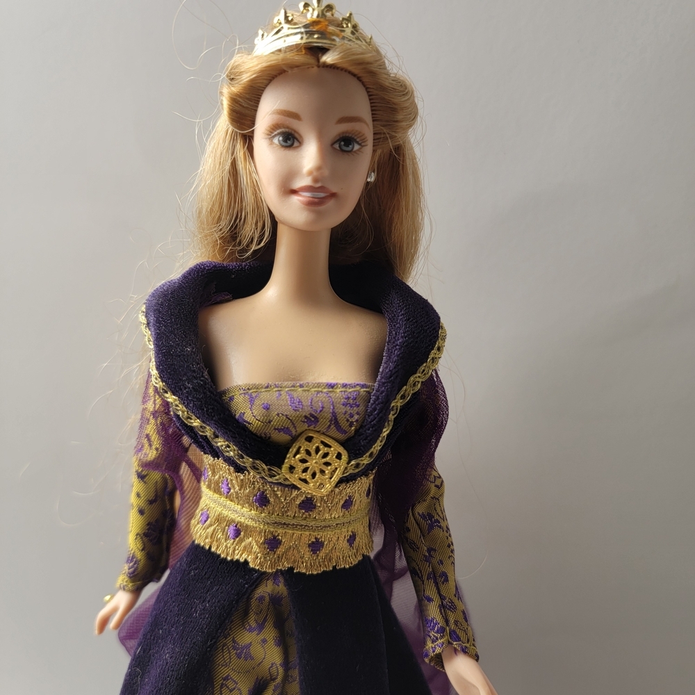 Princess Of The French Court Barbie Dolls Of Thw World Collection Royal Y2K